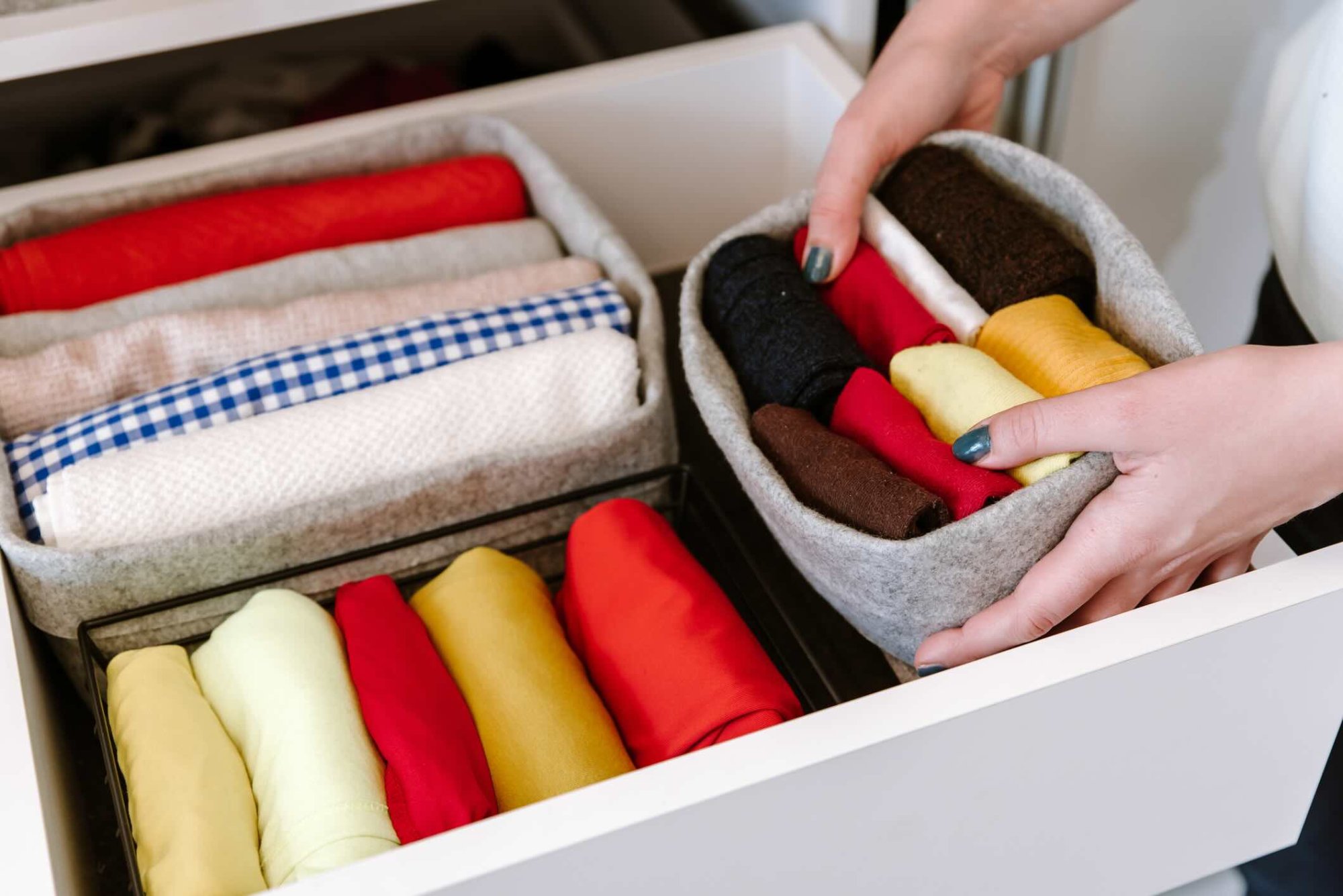 Metoda KonMari ve skříni: Funguje i v českém šatníku?